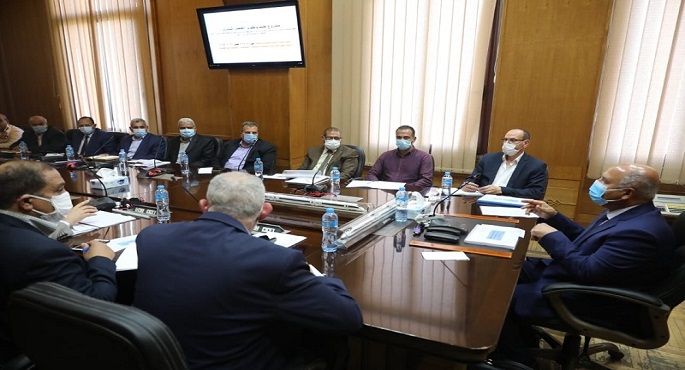 بالصور .. وزير النقل يعقد اجتماعاً مع رئيس وقيادات الهيئة لمتابعة تنفيذ خطة تطوير العنصر البشري