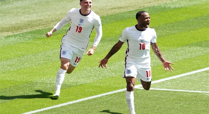 سترلينج يقود إنجلترا لفوز تاريخي على كرواتيا بكأس أمم أوروبا