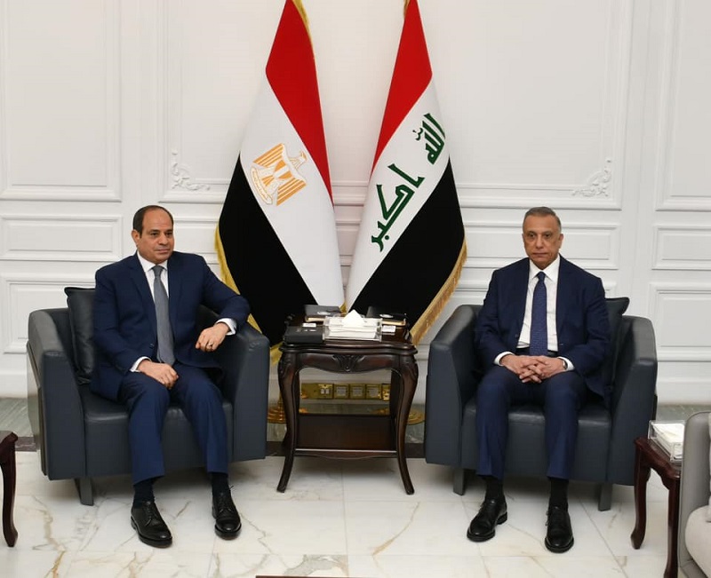 بالفيديو والصور .. رئيس الوزراء العراقى يستقبل الرئيس السيسى بمقر بمقر رئاسة الوزراء
