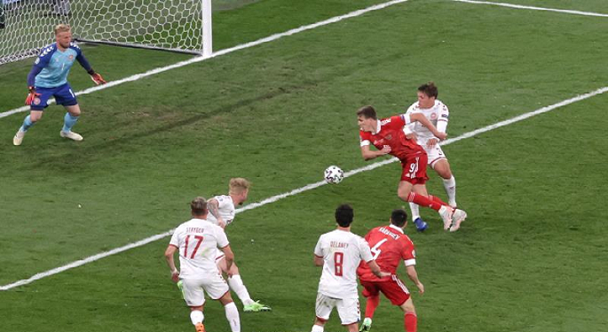 الدنمارك تسحق روسيا برباعية وتتأهل لثمن نهائي كأس أمم أوروبا