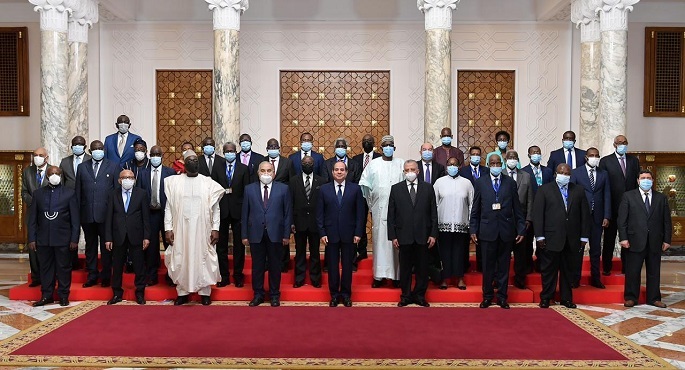 بالصور .. الرئيس السيسي يستقبل رؤساء المحاكم الدستورية الإفريقية