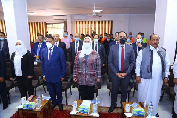 بالصور ..وزيرة التضامن ومحافظ مطروح يكرمان أول دفعة من متعافي الإدمان بمركز العزيمة بمرسى مطروح