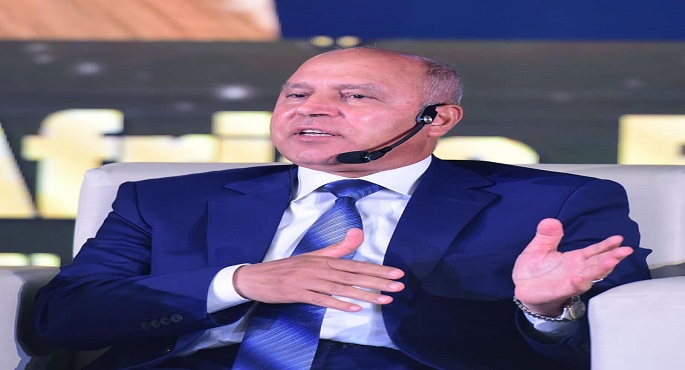 وزير النقل : تنفيذ العديد من المشروعات التى تهدف إلى تسهيل حركة الأفراد والبضائع مع قارة أفريقيا
