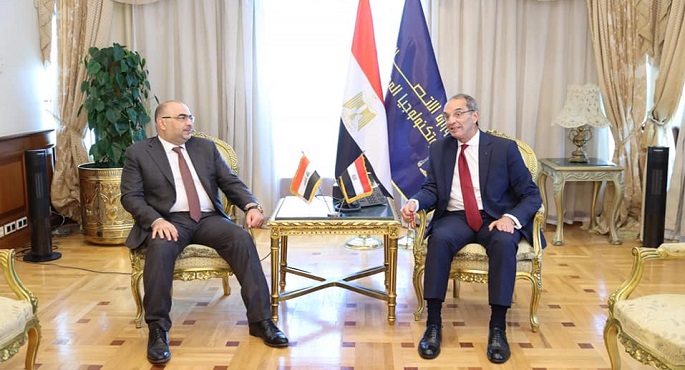 بالصور.. وزير الاتصالات يلتقي نظيره العراقي لتعزيز التعاون المشترك