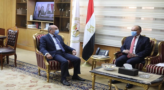 وزير العدل يبحث مع سفير الأردن تعزيز التعاون القانوني والقضائي المشترك
