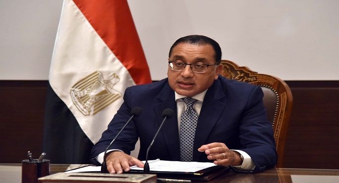في تقرير استعرضه رئيس الوزراء.. وكالة “فيتش” تشيد بالأداء الإيجابي للقطاع الاستهلاكي في مصر