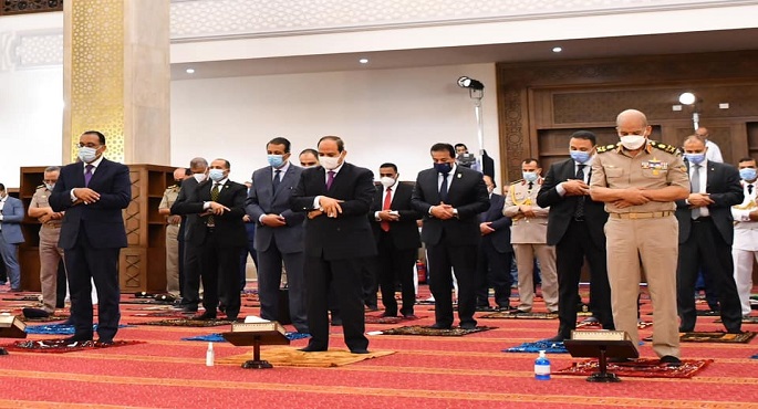 بالفيديو والصور.. الرئيس السيسي يؤدي صلاة عيد الأضحي بمدينة العلمين الجديدة بحضور كبار رجال الدولة