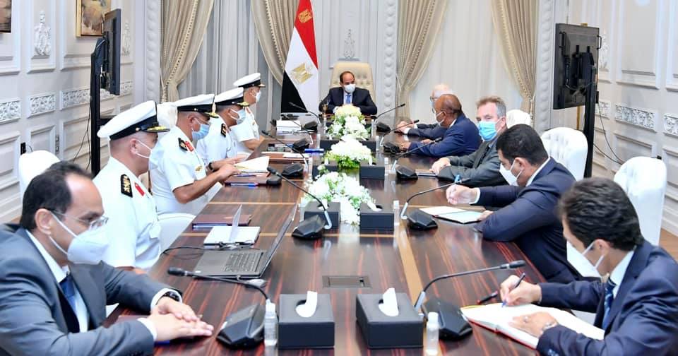 الرئيس السيسي يبحث الاستفادة من الخبرات العريقة لشركات “دونيل” البلجيكية في الأعمال البحرية