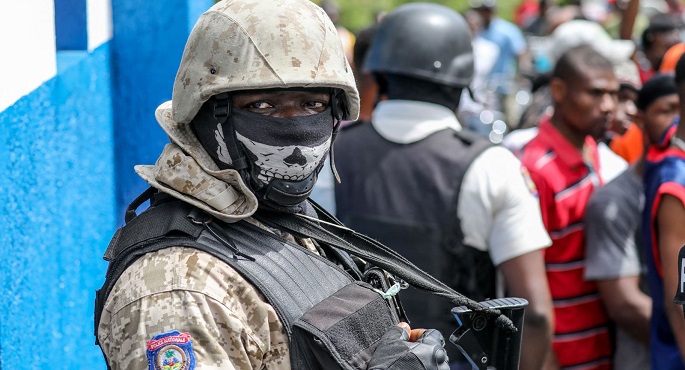 وول ستريت جورنال: هايتي على شفا الفوضى وسط الجوع وعنف العصابات وفراغ السلطة