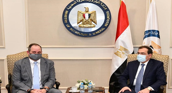 المهندس طارق الملا وزير البترول والثروة المعدنية يستقبل وفد شركة أباتشى العالمية
