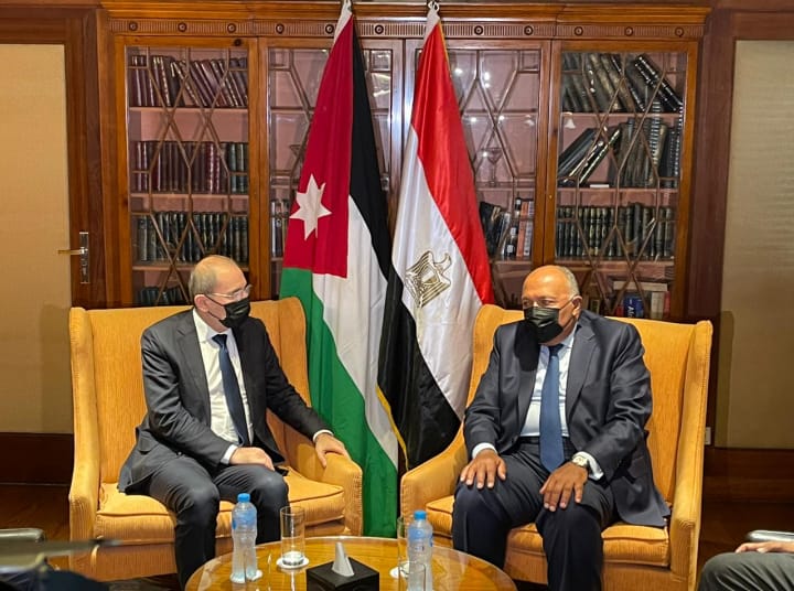 بالصور.. شكري يستقبل وزير الخارجية الأردني لبحث سبل تعزيز العلاقات الثنائية