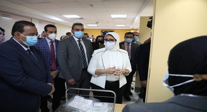 بالصور.. وزيرة الصحة تتفقد مركز تجميع البلازما بالعباسية لمتابعة الاستعدادت النهائية للعمل بالمشروع القومي للتبرع بالبلازما