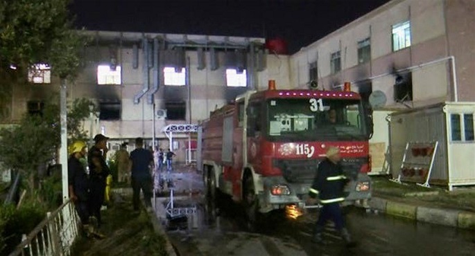 مقتل 44 على الأقل وإصابة 67 في حريق بمستشفى لمرضى الكورونا بالعراق