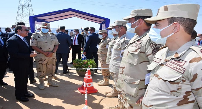 بالصور.. الرئيس السيسي يتفقد أعمال تطوير المحاور والطرق الجديدة في إطار مبادرة “معا نبني المستقبل”