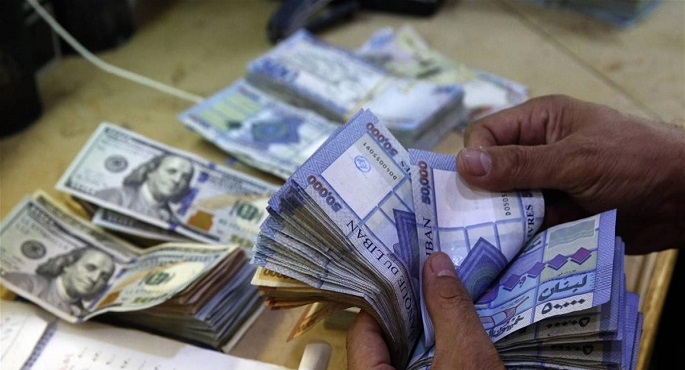 الليرة اللبنانية تبلغ قاعا غير مسبوق عند أكثر من 24 ألفا للدولار