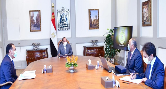 بالصور.. الرئيس السيسي يستعرض جهود البنك المركزي في إطار النشاط الاقتصادي والتنموي