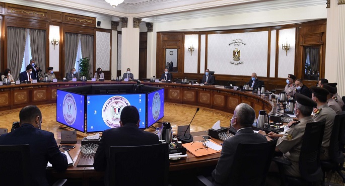 رئيس الوزراء يتابع الموقف التنفيذي لمشروعات البنية التحتية لشبكات الاتصالات بالعاصمة الإدارية الجديدة