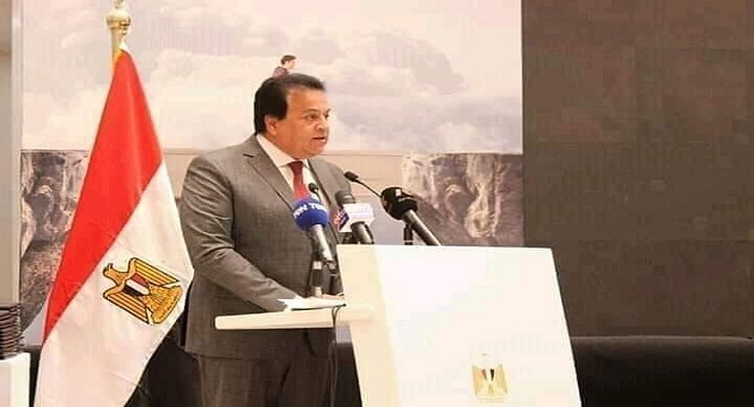 وزير التعليم العالي يتلقى تقريرًا حول تمويل مشروعات إنشاء مراكز دعم وتأهيل طلاب الجامعات المصرية