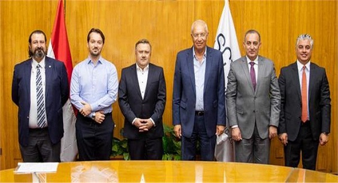 تدشين مركز لوجيستي لـ”مرسيدس” في العين السخنة