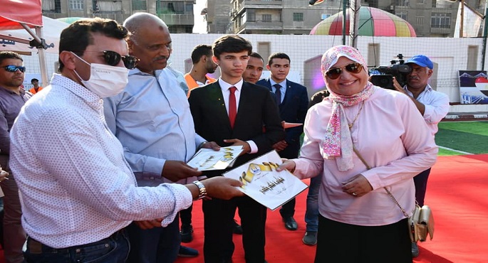 بالصور.. وزير الرياضة يتفقد مركز شباب الجمالية ويفتتح مركز التكوين المهني