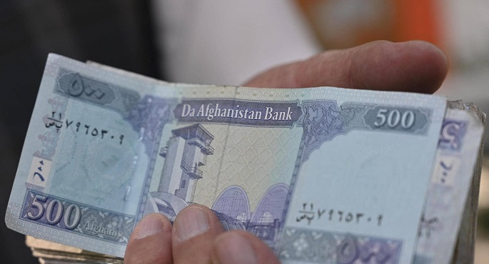 أفغانستان تغرق في الفقر.. موظفون بلا رواتب وأموال مجمدة