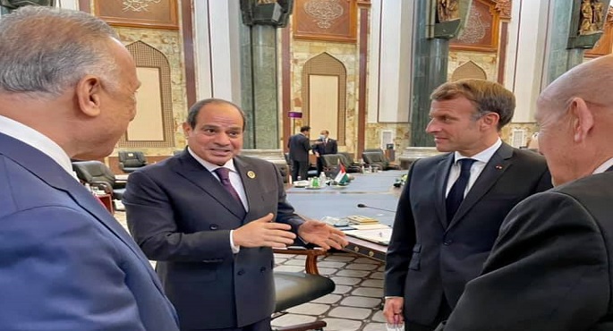 الرئيس السيسي يلتقي ماكرون في بغداد .. و يؤكد تطلع مصر لتعزيز التنسيق السياسي مع فرنسا تجاه القضايا الإقليمية والدولية