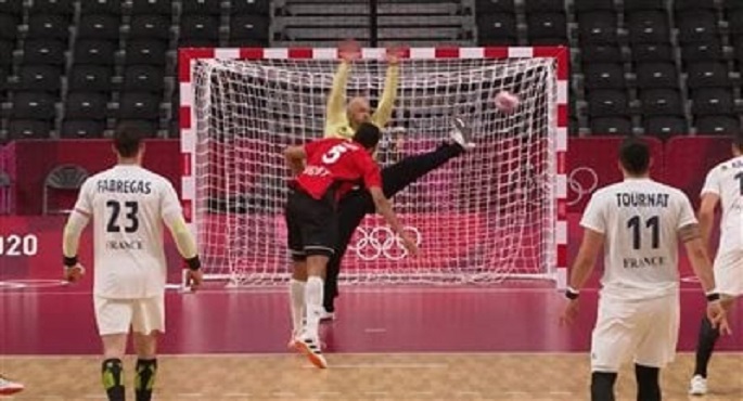 منتخب اليد يخسر أمام فرنسا وينافس على البرونزية
