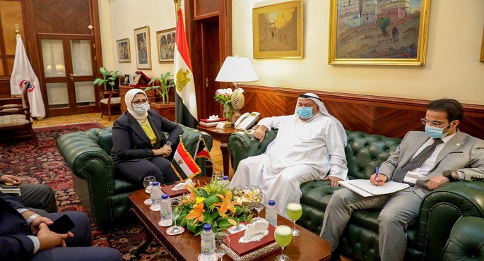 بالصور.. وزيرة الصحة تبحث مع سفير دولة الكويت بالقاهرة سبل التعاون في القطاع الصحي والتصدي لجائحة كورونا