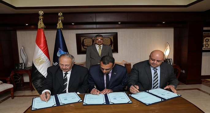 بالصور.. الفريق ربيع يشهد توقيع اتفاقية المساهمين لتأسيس شركة مساهمة مصرية للصناعات الغذائية