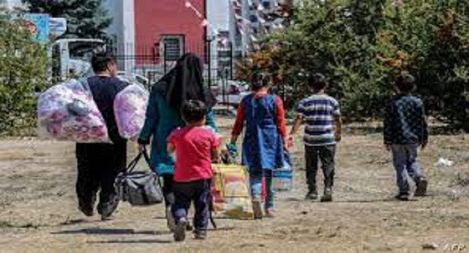 فاينانشال تايمز: مخاوف أوروبية من موجة لاجئين أفغان