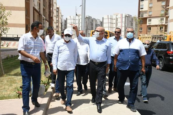 بالصور.. وزير الإسكان يتفقد مشروع سكن الموظفين بالعاصمة الإدارية الجديدة المقام بمدينة بدر
