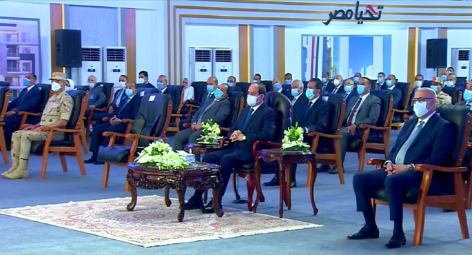 الرئيس السيسي يفتتح عدداً من المشروعات السطنية المتنوعة بمدينة بدر