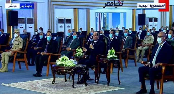 السيسي : طرح الدولة لوحدات سكنية ليس منافسة مع القطاع الخاص وإنما تحقيقا للتوازن