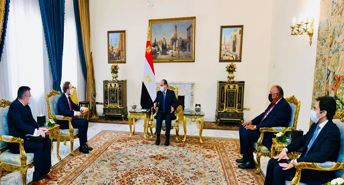 الرئيس السيسي يعرب عن اهتمام مصر البالغ بتطوير التعاون مع التشيك في إطار تجمع دول فيشجراد