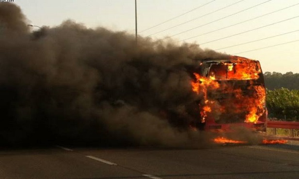انفجار في حافلة عسكرية بدمشق وأنباء عن إصابات