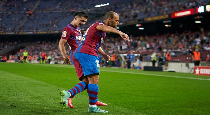 برشلونة يضرب ريال سوسيداد برباعية في الدوري الإسباني