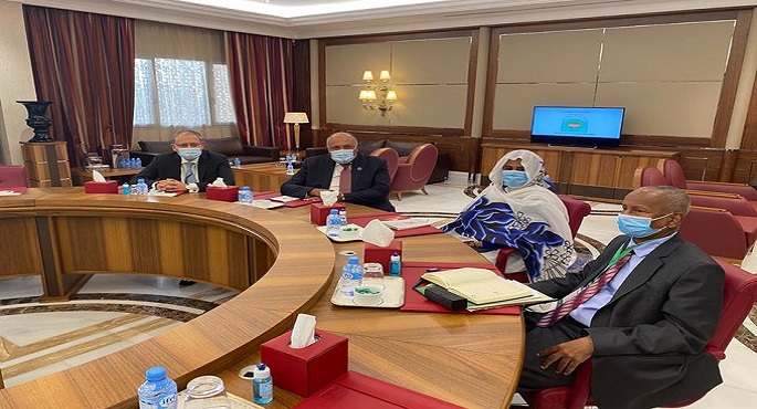 شكري يبحث مع نظيرته السودانية الملفات ذات الأولوية في ظل التنسيق الوثيق بين البلدين