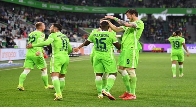 مرموش يشارك في فوز فولفسبورج على لايبزيج في الدوري الألماني