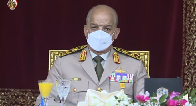 بالصور .. وزير الدفاع: الدفاع عن أمن الوطن واجب مقدس ومهمة سامية لا تهاون فيها