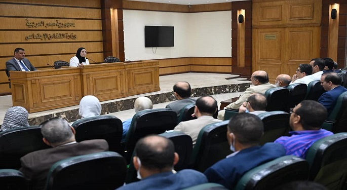 بالصور.. وزيرة التضامن تبحث سبل تعظيم جهود المجتمع المدني في مبادرة “حياة كريمة”