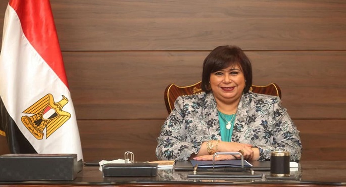 وزيرة الثقافة تعلن إطلاق المرحلة الثانية من مسرح المواجهة والتجوال بالمحافظات