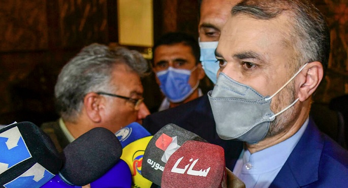 إيران تؤكد أنها لا تعتزم “الابتعاد” عن مباحثات الاتفاق النووي