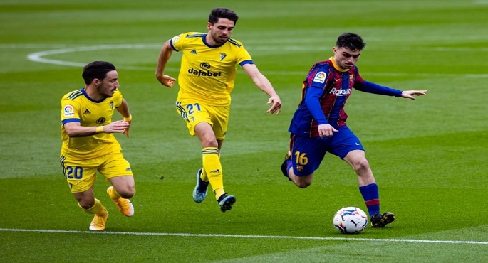 برشلونة يتعادل مع قادس بدون أهداف في الدوري الأسباني