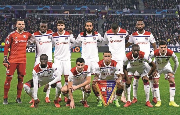 ليون الفرنسي يفوز على رينجرز الأسكتلندي بهدفين دون رد في الدوري الأوروبي لكرة القدم