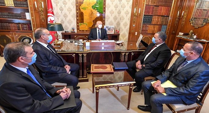 الرئيس التونسي يصدر تعليمات بضرورة التعامل مع المتظاهرين في إطار القانون و حقوق الإنسان