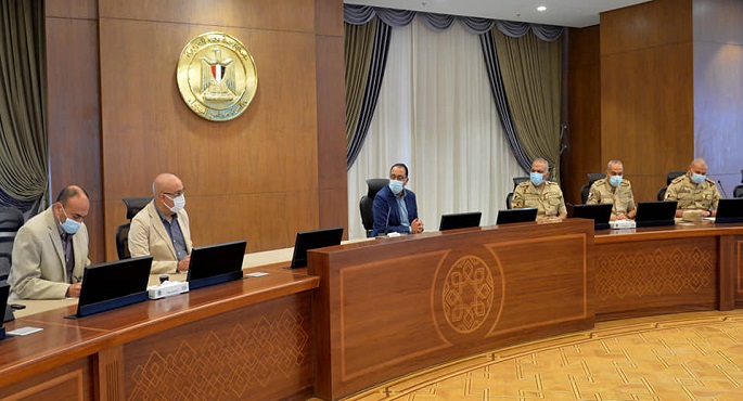 بالصور .. رئيس الوزراء يبدأ جولته بالعاصمة الإدارية الجديدة باجتماع في مقر المجلس بالحي الحكومي