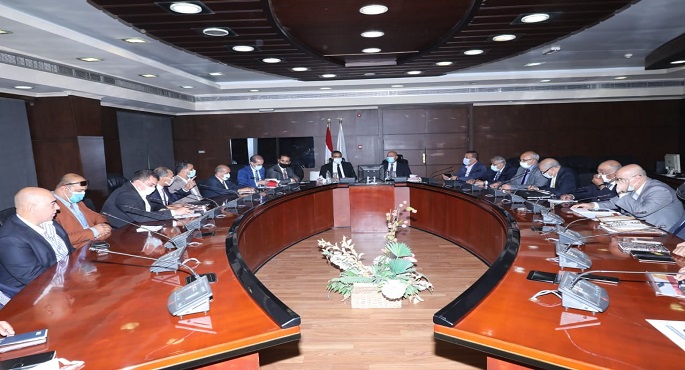 بالصور.. وزير النقل يلتقي وزير المواصلات الليبي لبحث أوجه التعاون بين الجانبين في مجالات النقل المختلقة