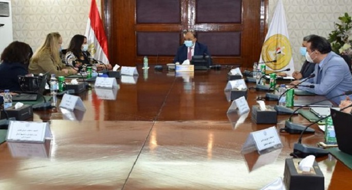 بالصور..شعراوي يبحث مع وفد البنك الدولي مشروع إدارة تحسين جودة الهواء بالقاهرة الكبرى