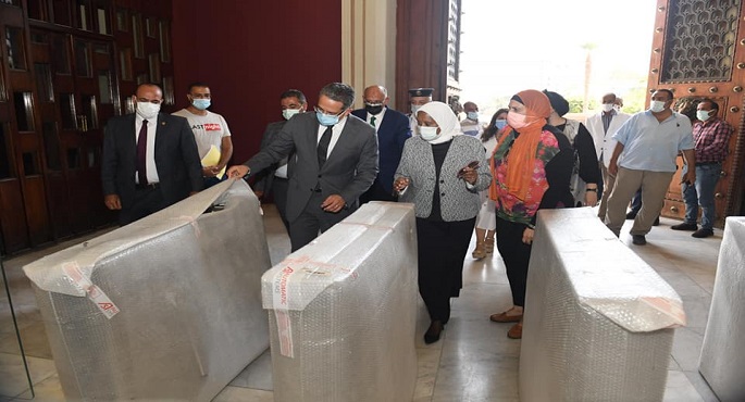 بالصور.. وزير السياحة يتفقد مشروع تطوير الخدمات بالمتحف المصري بالتحرير