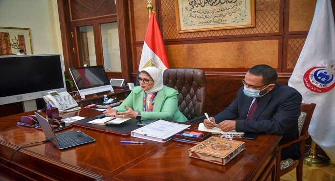 بالصور.. وزيرة الصحة تبحث مع ممثلي شركة “موديرنا” الأمريكية سبل التعاون لتوفير لقاح كورونا